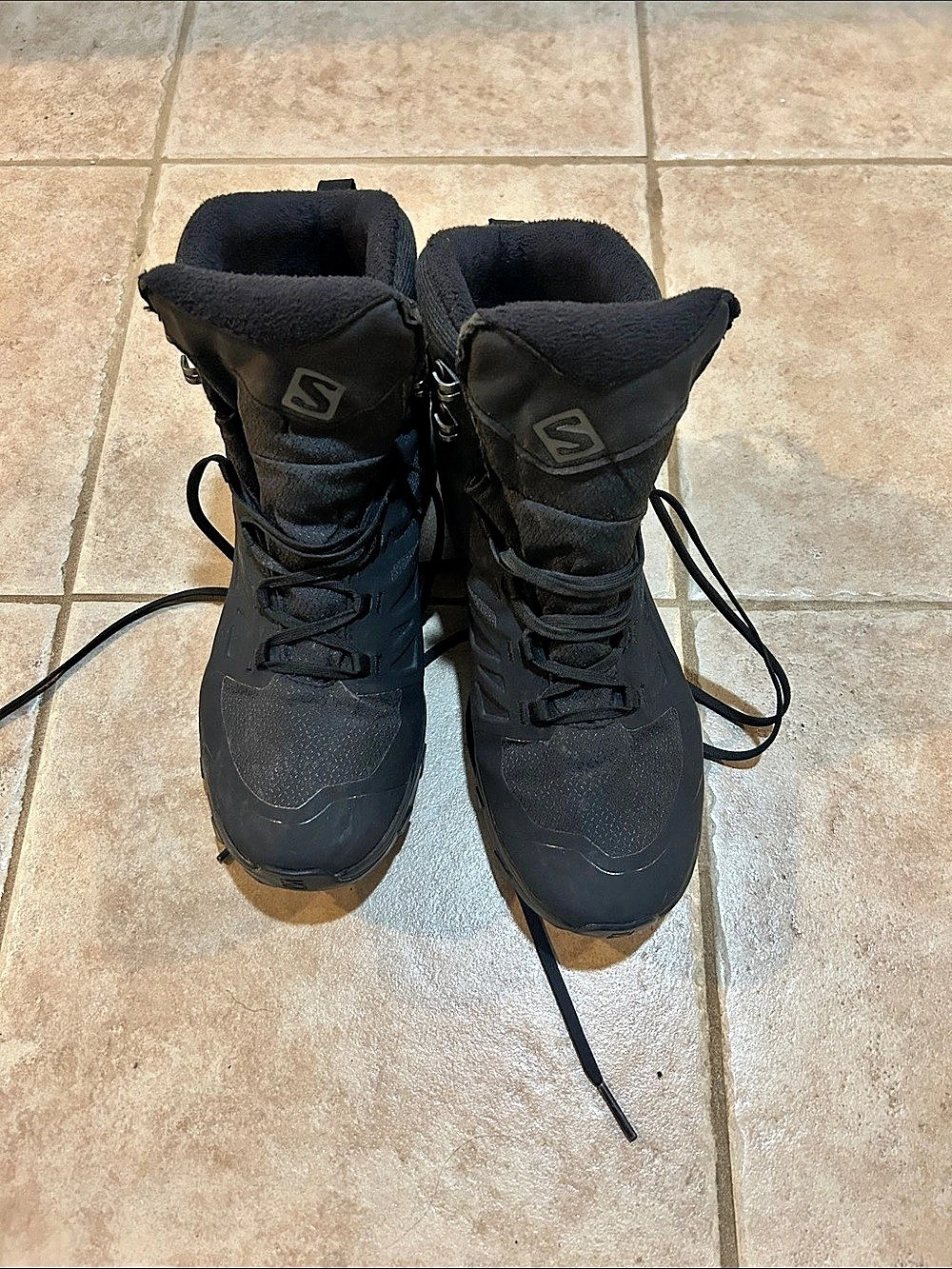 Salomon Outblast Hiking Boots US 7.5 Black